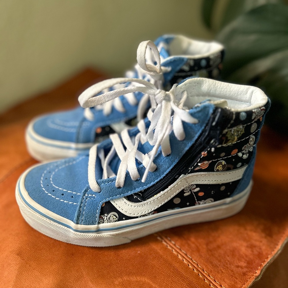 Vans glow sk8-hi top size 12.5